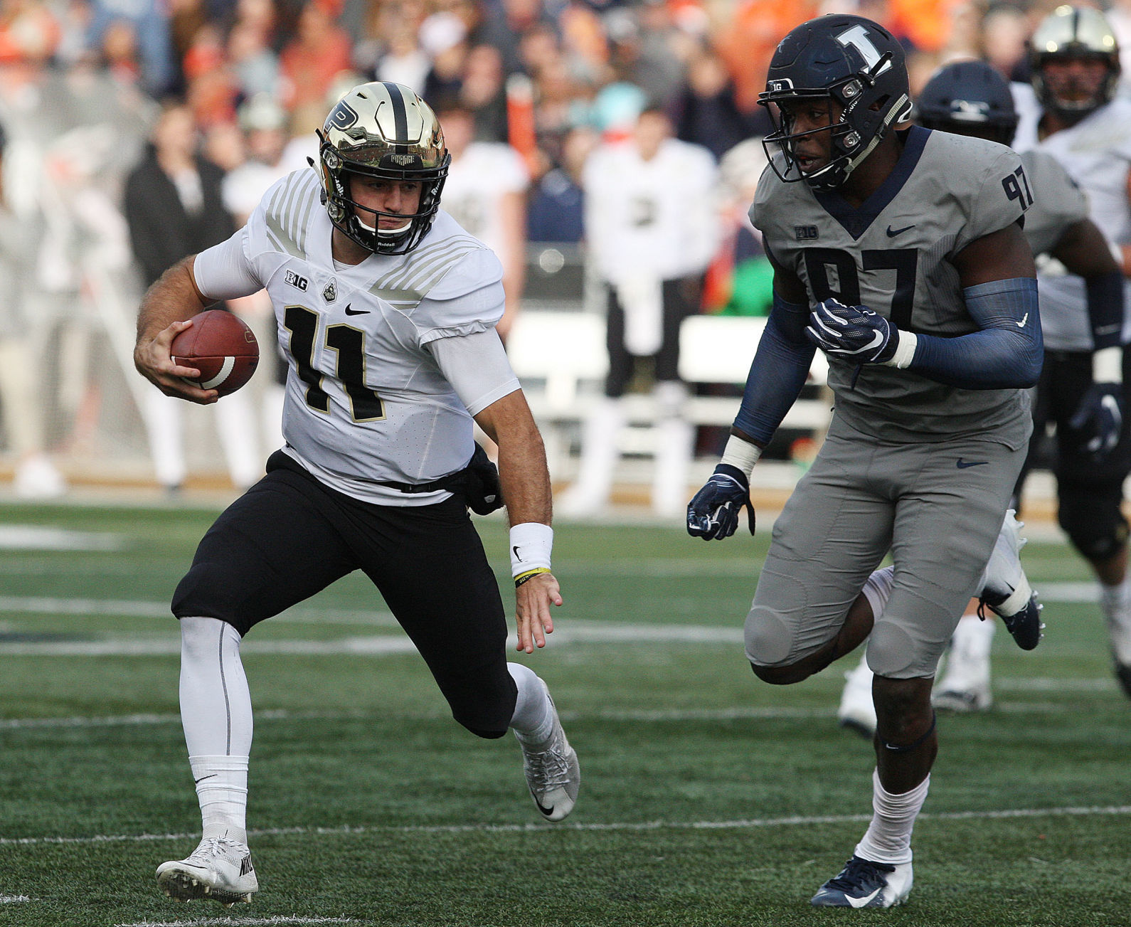 Illinois vs Purdue football 14 10.13.18.jpg